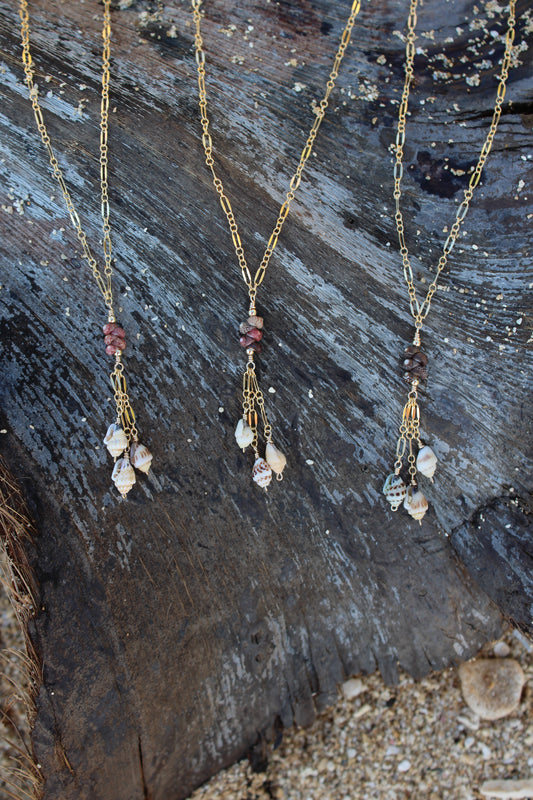 Kahelelani x Momi Dangle Necklace