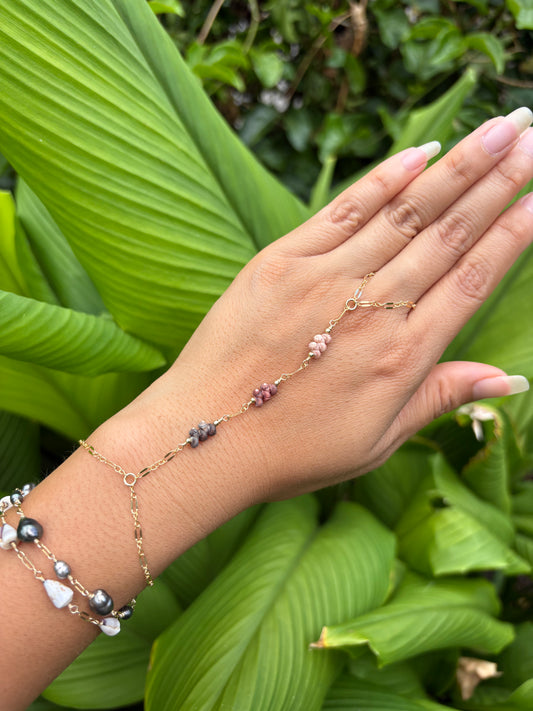 Ombre Kahelelani Hand Chain