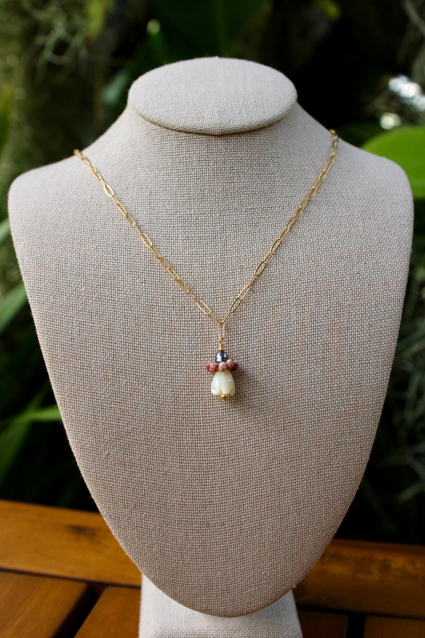 Red/Pink Kahelelani Bloom Necklace