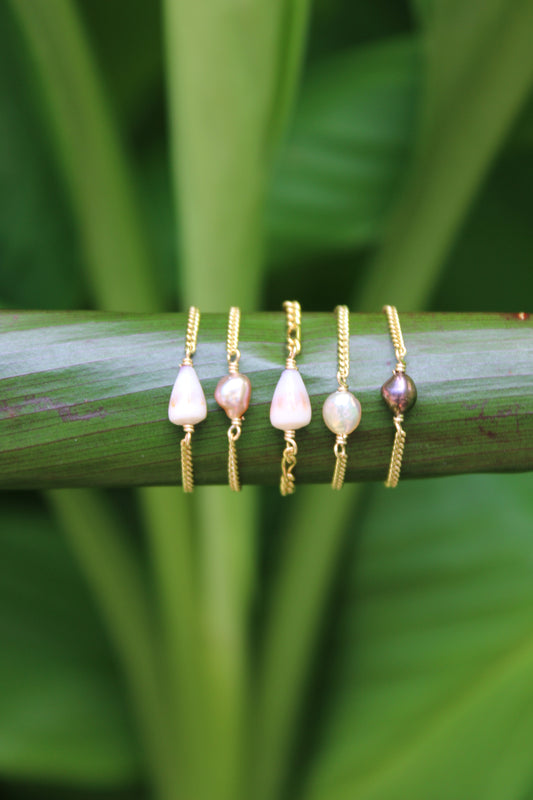 Size 6: Minimalist Rings